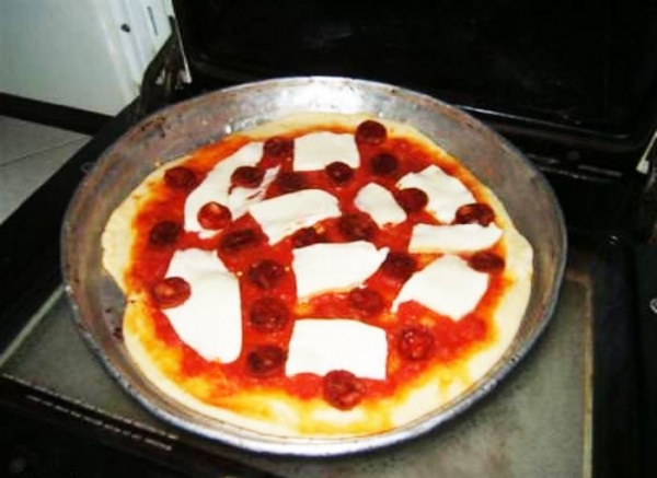 
Пицца в духовке — рецепты начинки в домашних условиях	