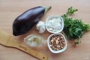 Рулетики из баклажанов с творогом и грецкими орехами