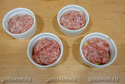 Порционная картофельная запеканка с мясом в формочках Порционная картофельная запеканка с мясом в формочках