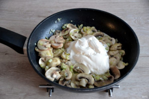 Зеленая гречка с грибами