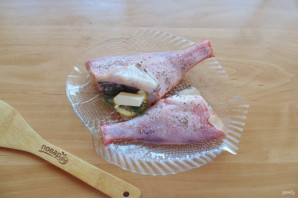 Морской окунь в духовке с лимоном