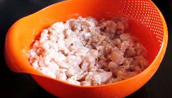 
Куриные рубленные котлеты — самые вкусные рецепты на сковороде	