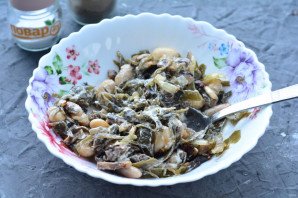 Салат с морской капустой и грибами Салат с морской капустой и грибами