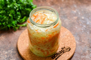 Квашеная капуста в банке