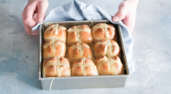 Пасхальные булочки, пошаговый рецепт с фото