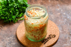 Квашеная капуста в банке