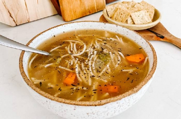 
Суп с домашней лапшой и курицей — самый вкусный пошаговый рецепт	