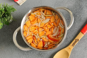 Диетический суп на курином бульоне