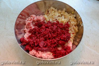 Шведские мясные котлеты со свеклой