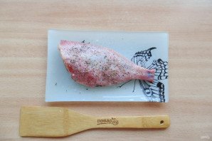 Окунь запеченный в майонезе