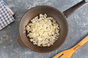 Рис с беконом и яйцом