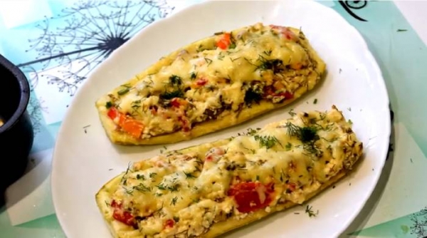 
Фаршированные кабачки лодочки в духовке с овощами	