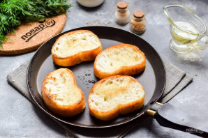 Советские бутерброды со шпротами