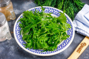 Салат с ростбифом и рукколой