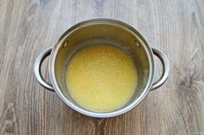 Кукурузная каша с черносливом