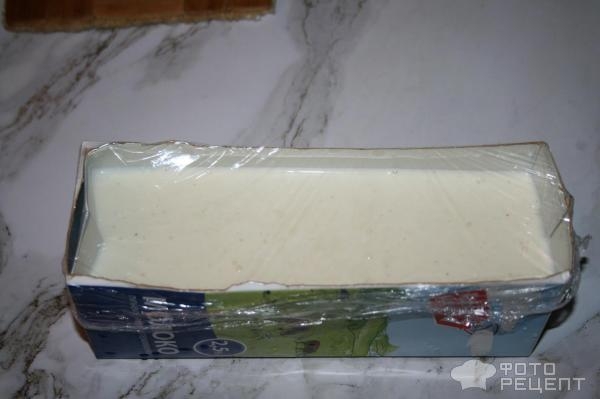 Рецепт: Баварский молочный десерт - с виноградом и орахами кешью