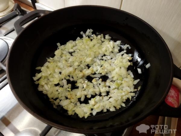 Рецепт: Курица карри с овощами - кабачками и ананасами