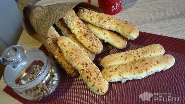 Рецепт: Мини багеты с обсыпкой из сыра и колбасы - Любимый хлебушек и детей и взрослых. Рецепт: Мини багеты с обсыпкой из сыра и колбасы - Любимый хлебушек и детей и взрослых.
