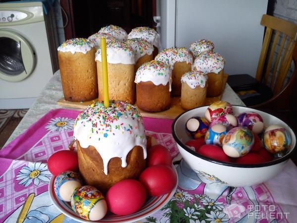 Рецепт: Пасхальный кулич - С изюмом и корицей