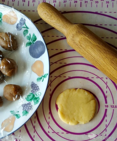 Рецепт: Печенье "Ромашка" - формовка изделия делает чудеса даже с обычным тестом