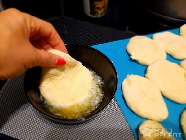 Рецепт: Сербский хлеб "Погачице" - Сербский хлеб «Ухо слона»