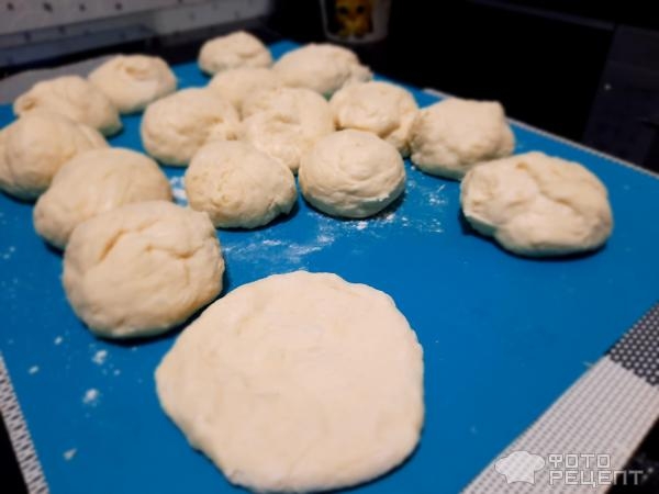 Рецепт: Сербский хлеб "Погачице" - Сербский хлеб «Ухо слона»