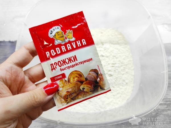 Рецепт: Сосиска в тесте - Любимая выпечка! Просто и питательно!)