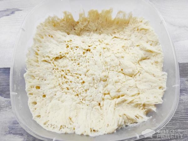 Рецепт: Сосиска в тесте - Любимая выпечка! Просто и питательно!)