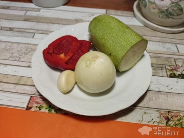 Рецепт: Тушеные кабачки - с креветками, на сковороде по-простому