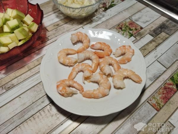 Рецепт: Тушеные кабачки - с креветками, на сковороде по-простому