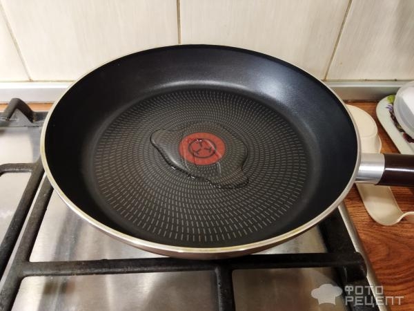 Рецепт: Тушеные кабачки - с креветками, на сковороде по-простому