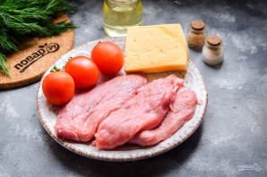 Рулетики из свинины с помидорами Рулетики из свинины с помидорами