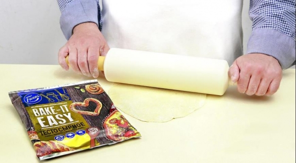 Сырные лепешки с зеленью и мацони, пошаговый рецепт с фото