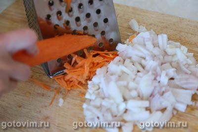 Рулет из капусты с мясом под хрустящей хлебной корочкой