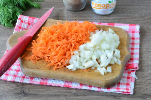 Минтай с бульоном в сковороде Минтай с бульоном в сковороде