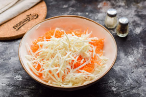 Квашеная капуста с сельдереем