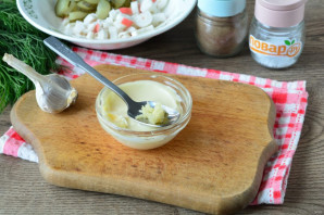 Салат "Остренькие крабы"