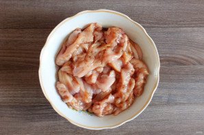 Куриные рулетики на мангале