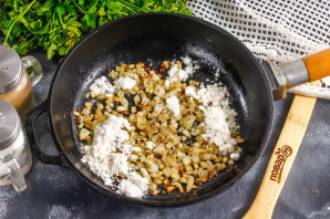 Сливочный соус с базиликом Сливочный соус с базиликом