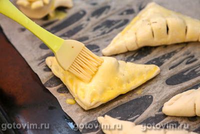 Слойки с шоколадом