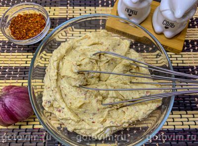 Гусь, фаршированный квашеной капустой 