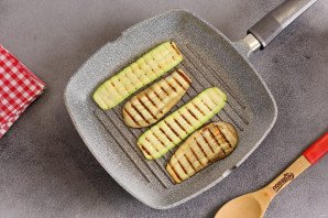 Рулетики из кабачков и баклажанов