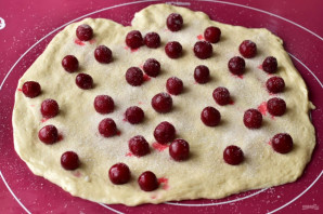 Булочки "Улитки" с вишней