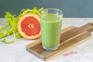 Смузи с грейпфрутом и сельдереем Смузи с грейпфрутом и сельдереем