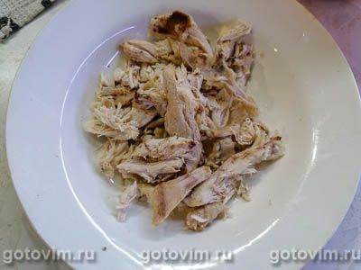 Куриный суп с овощами и вареным яйцом Куриный суп с овощами и вареным яйцом