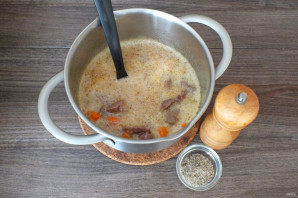 Тушеная говядина в пиве с черносливом Тушеная говядина в пиве с черносливом