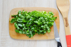 Салат с черемшой