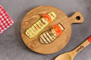 Рулетики из кабачков и баклажанов