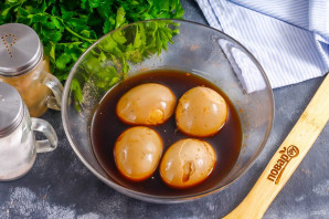 Маринованные яйца в соевом соусе Маринованные яйца в соевом соусе