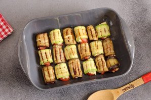 Рулетики из кабачков и баклажанов